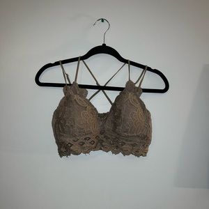 Von Maur tan bralette